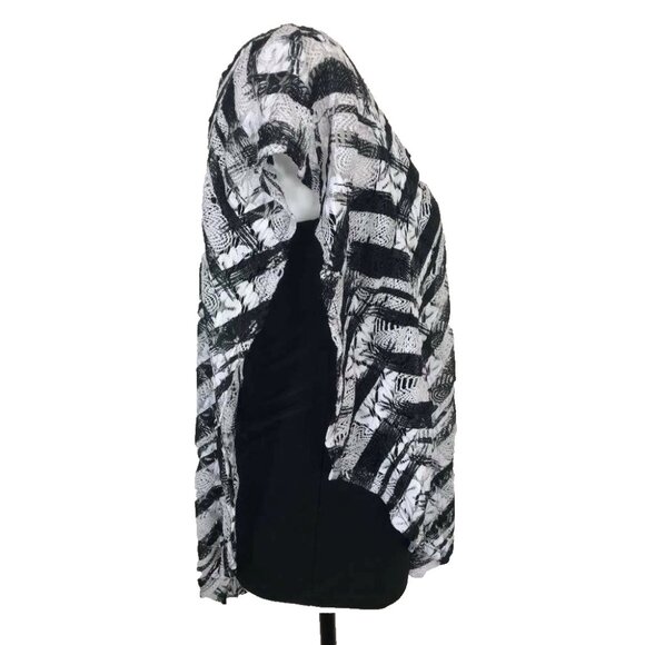 FRANK LYMAN Crochet Asymmetrical Overlay Tunic Top Size 6 White Black Tank - Picture 6 of 9
